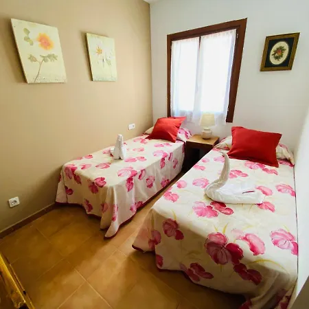 Villa Individual Villa With Solar Heated Pool Playa Blanca (Lanzarote)
