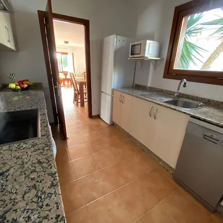 Villa Individual Villa With Solar Heated Pool *