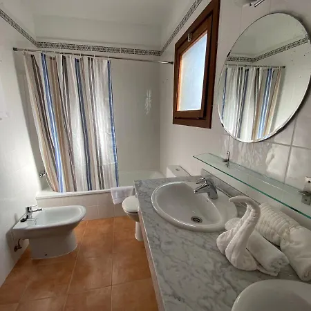 Individual Villa With Solar Heated Pool Playa Blanca (Lanzarote)
