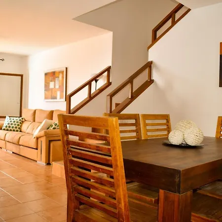 Villa Individual Villa With Solar Heated Pool Playa Blanca (Lanzarote)